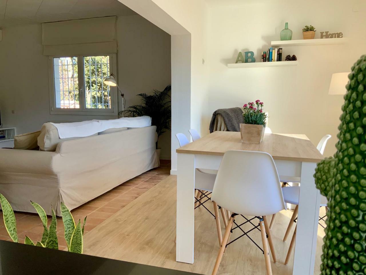 Villa Casa Del Hort, Private Pool & Garden 圣马蒂登普里斯 外观 照片